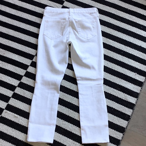 MOTHER The looker Crop Glass Slipper White Jeans - Picture 6 of 7